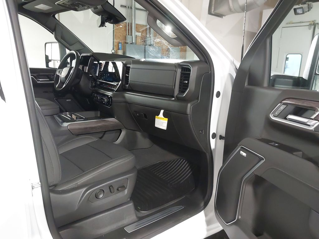 2026 Chevrolet Silverado 3500