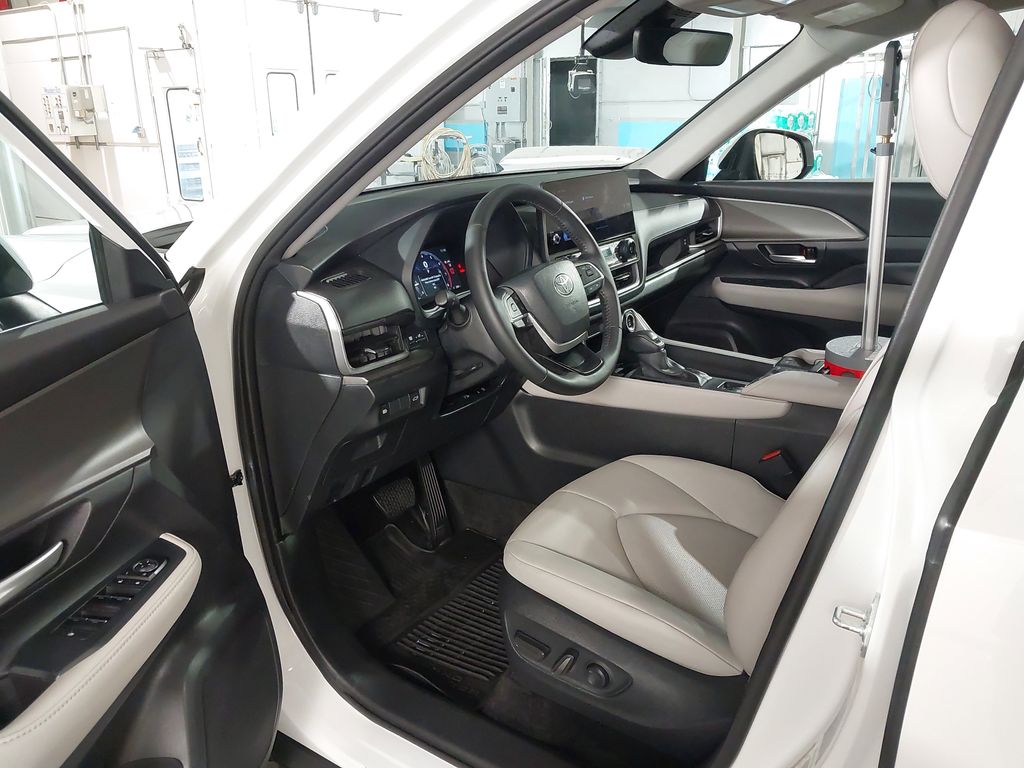 2024 Toyota Grand Highlander