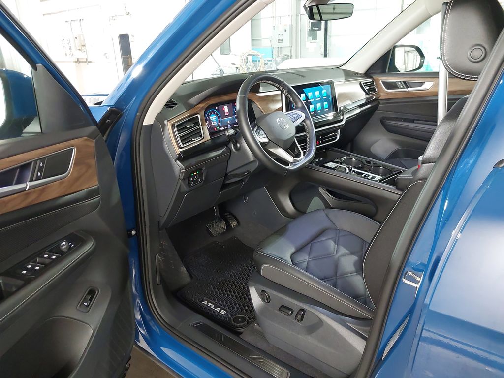 2025 Volkswagen Atlas