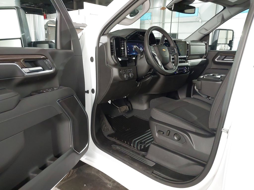 2026 Chevrolet Silverado 3500