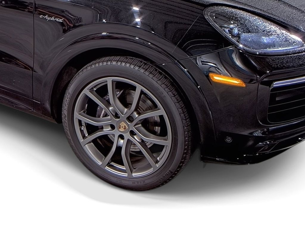2023 Porsche Cayenne
