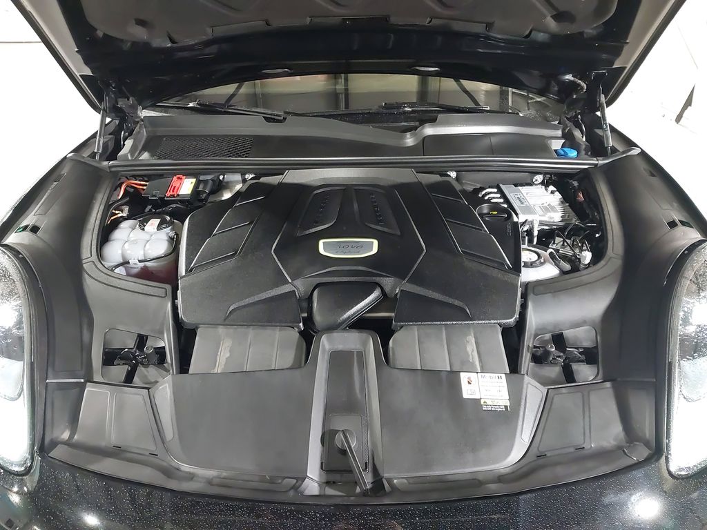 2023 Porsche Cayenne