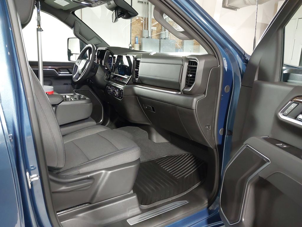 2026 Chevrolet Silverado 3500