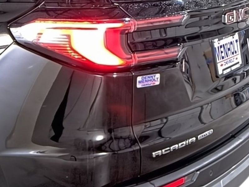 2024 GMC Acadia