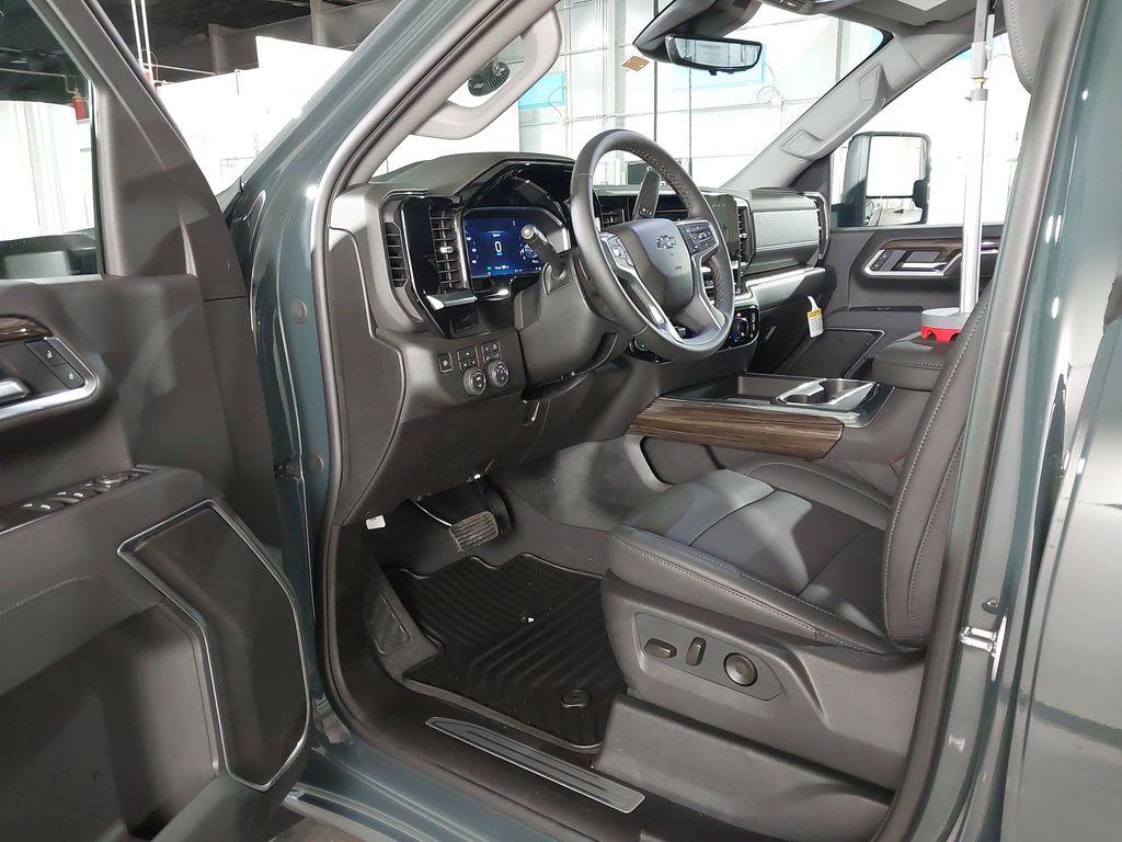 2026 Chevrolet Silverado 3500