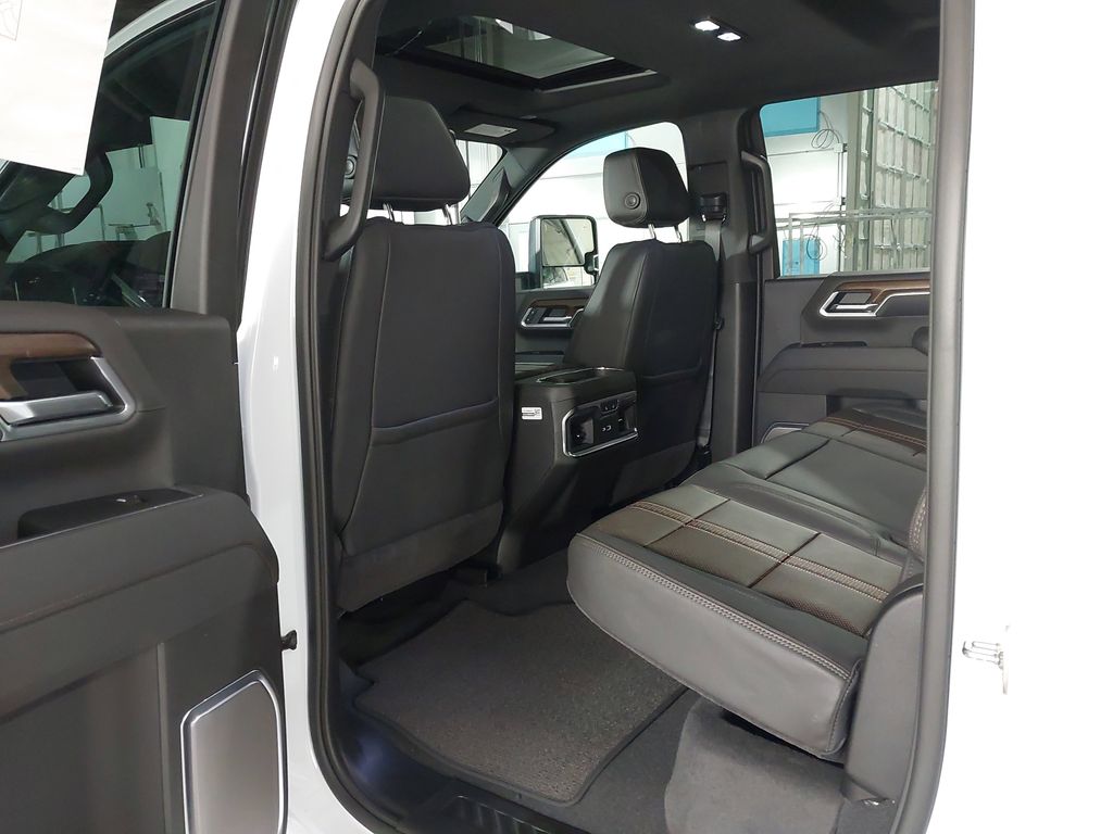 2026 Chevrolet Silverado 3500