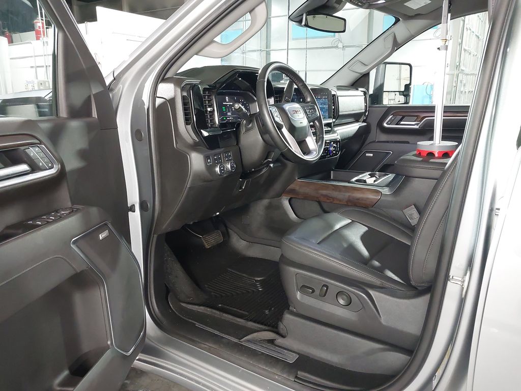 2025 GMC Sierra 2500