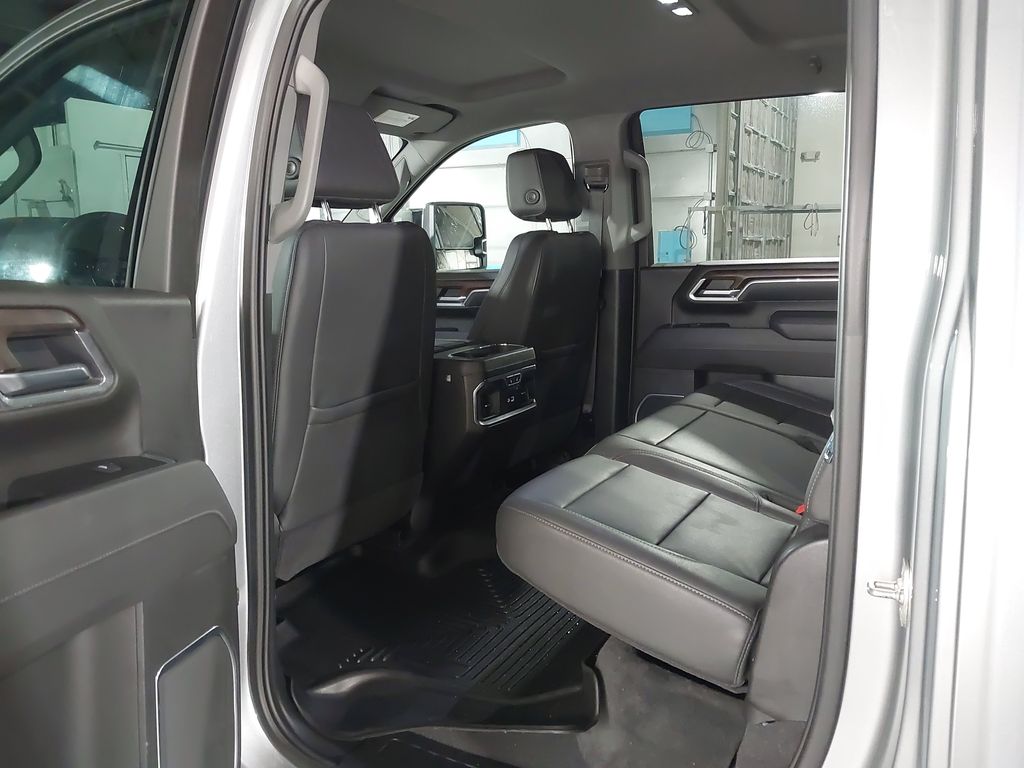 2025 GMC Sierra 2500
