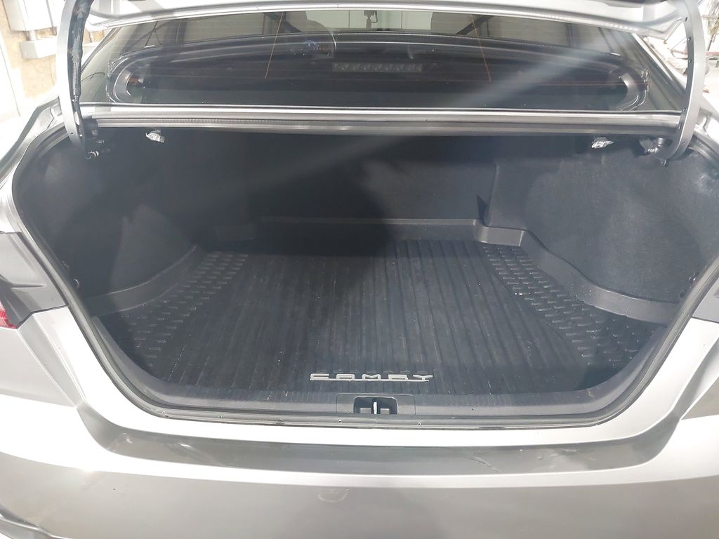 2025 Toyota Camry Hybrid