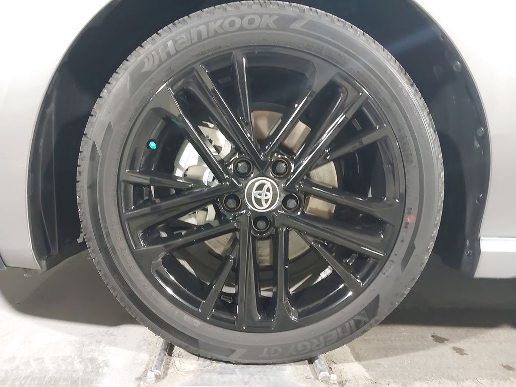 2025 Toyota Camry Hybrid