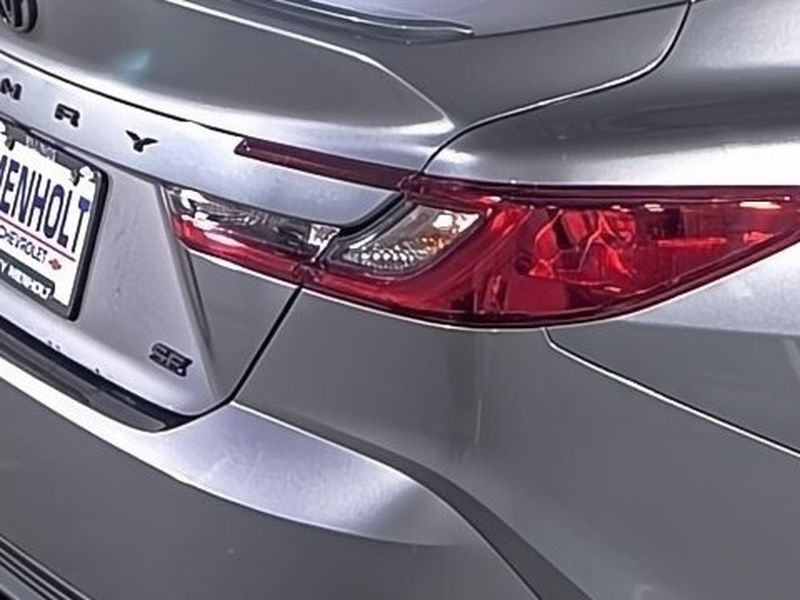 2025 Toyota Camry Hybrid