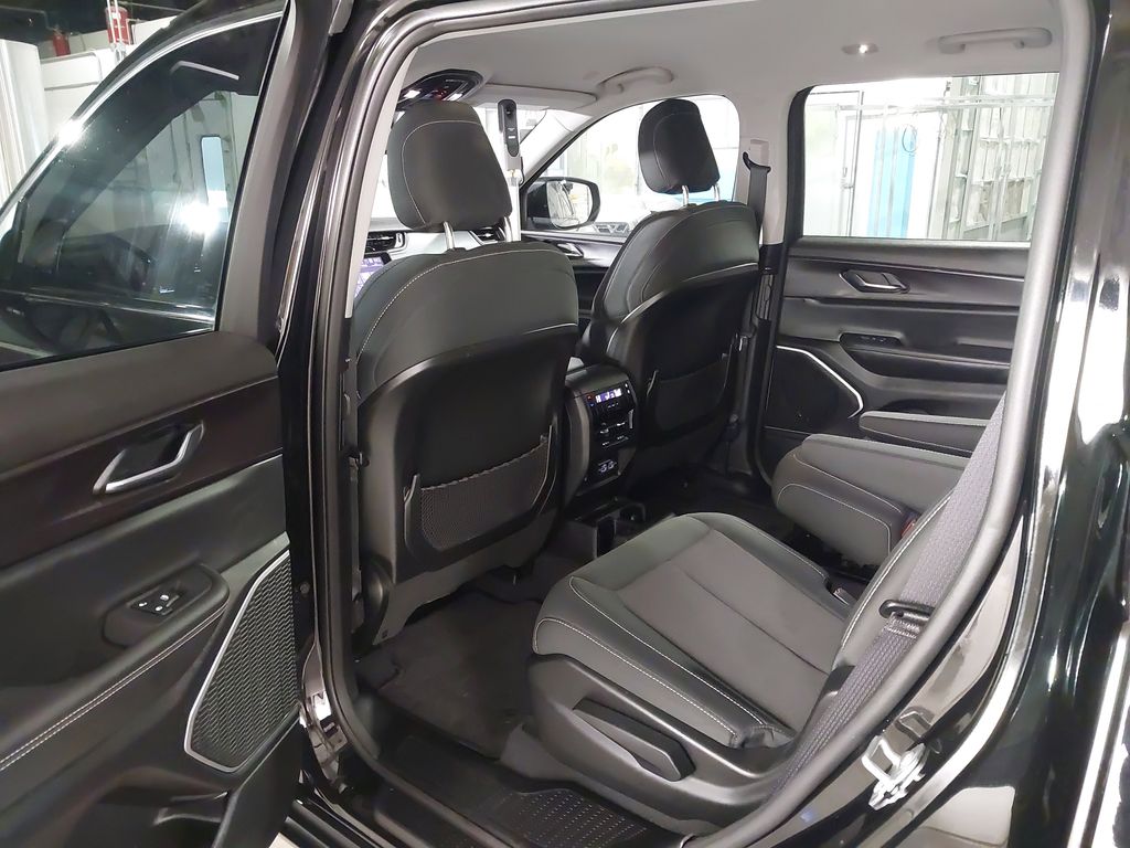 2022 Jeep Grand Cherokee L