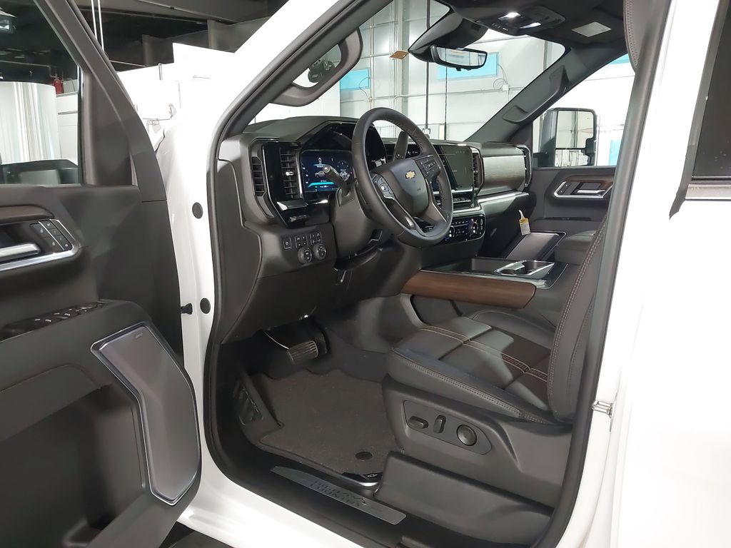 2026 Chevrolet Silverado 3500