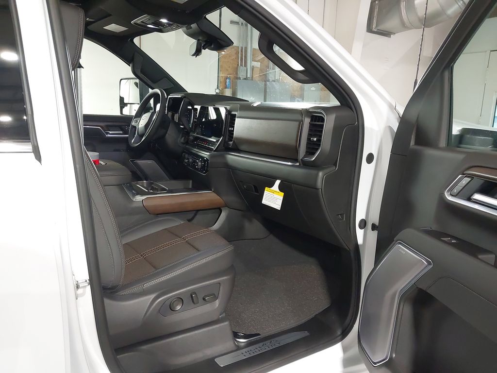 2026 Chevrolet Silverado 3500