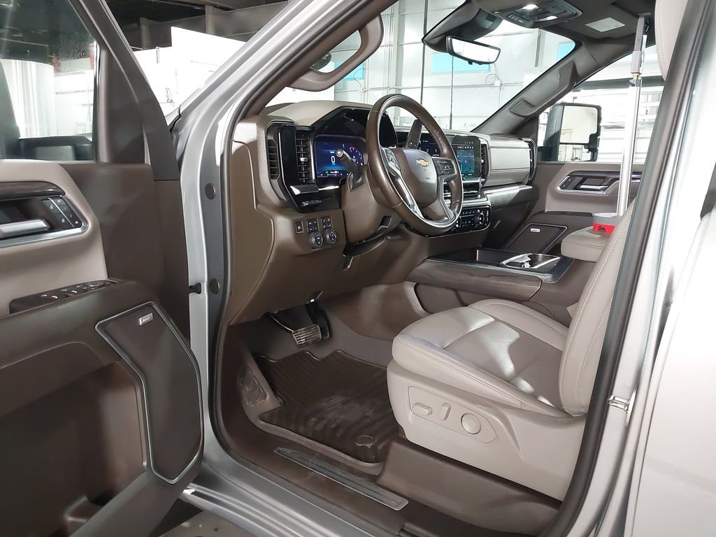 2024 Chevrolet Silverado 3500