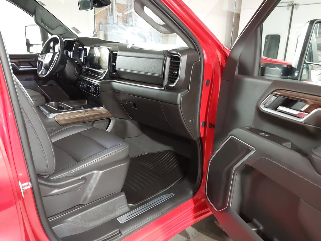 2025 Chevrolet Silverado 2500