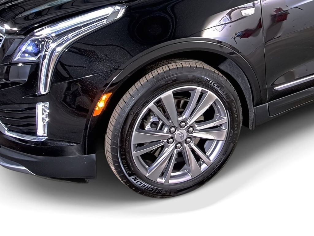 2025 Cadillac XT5