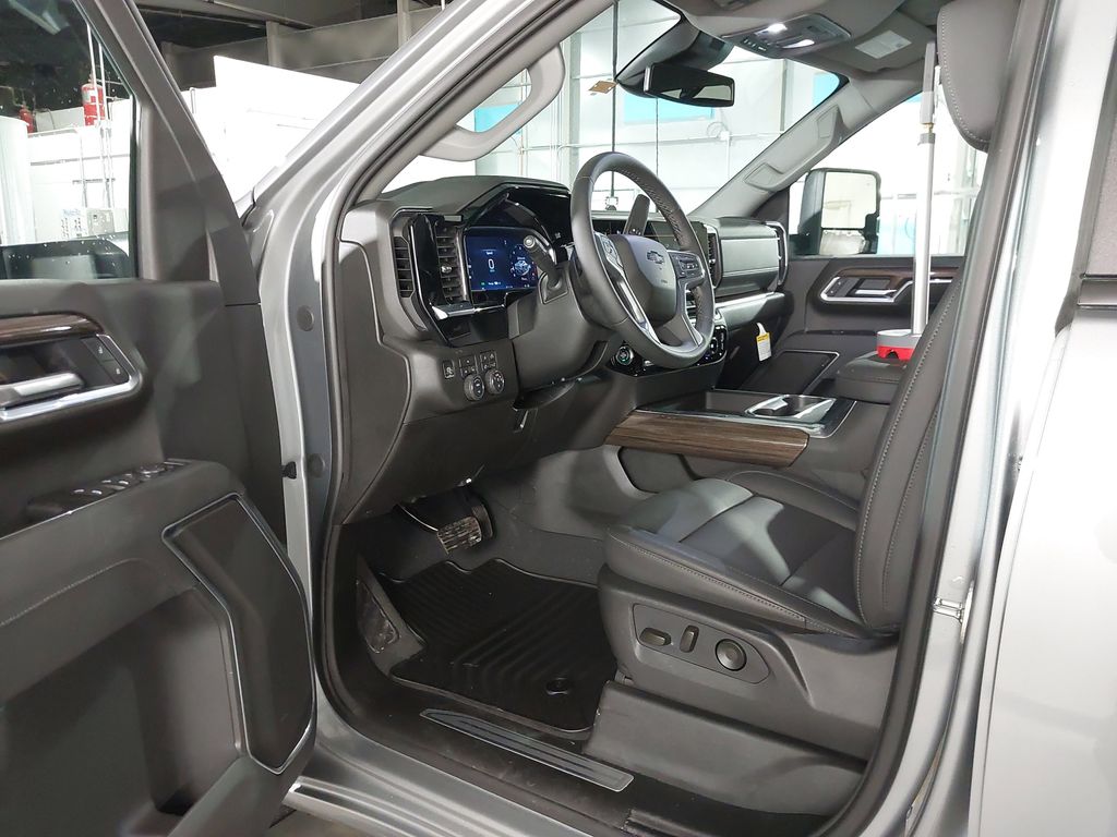 2026 Chevrolet Silverado 3500