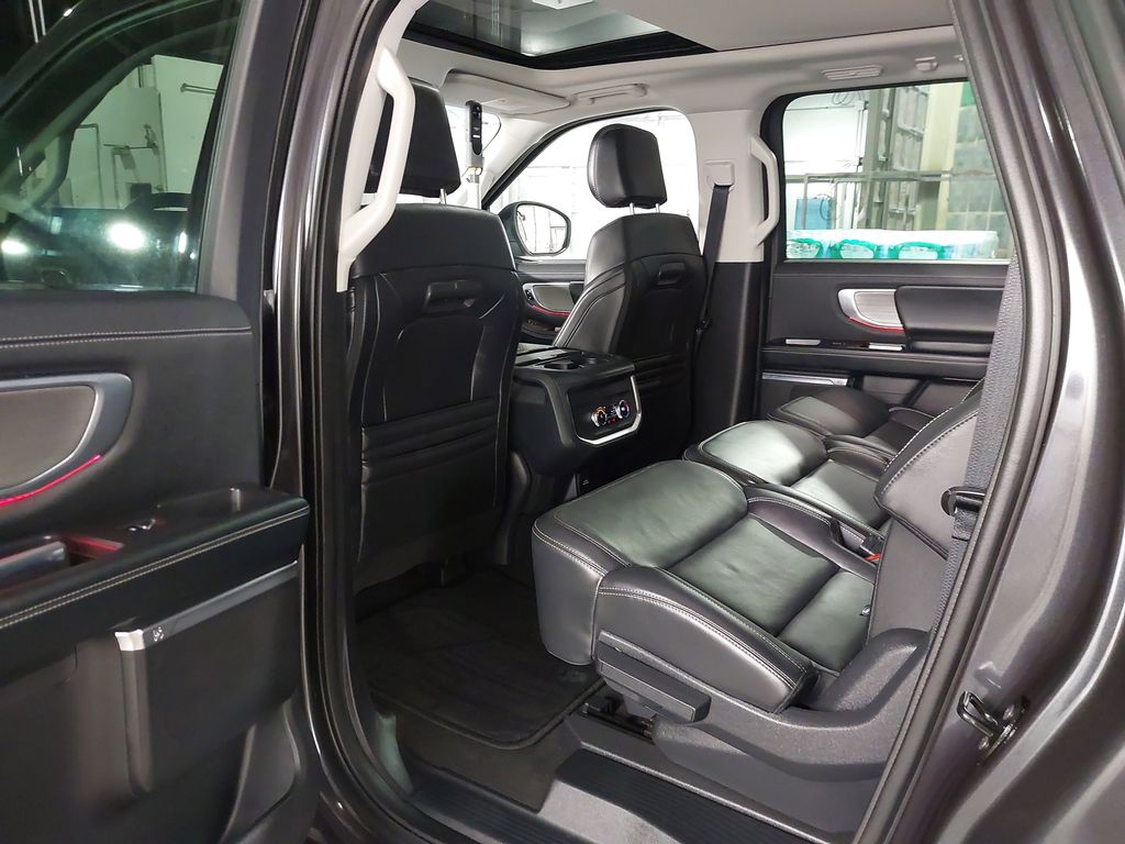 2025 Ford Expedition MAX