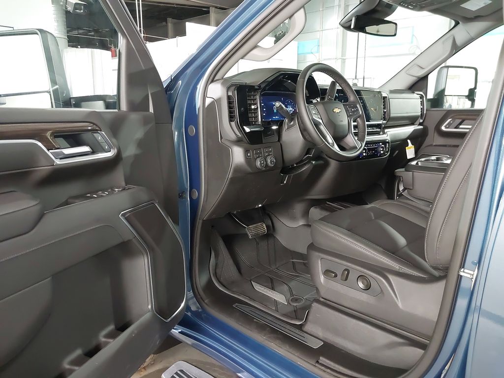 2026 Chevrolet Silverado 3500