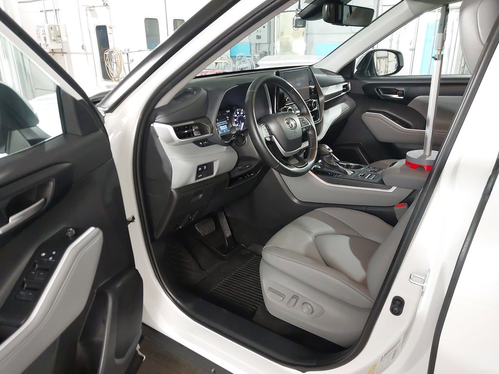 2025 Toyota Highlander