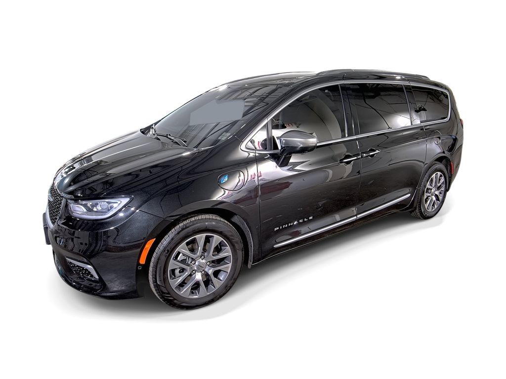 Used 2023 Chrysler Pacifica Hybrid Pinnacle Vans
