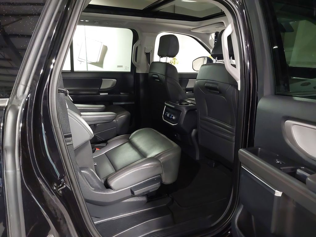 2025 Ford Expedition MAX