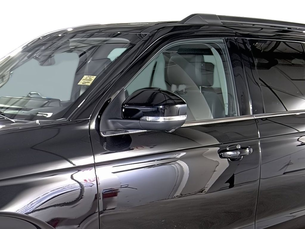 2025 Ford Expedition MAX