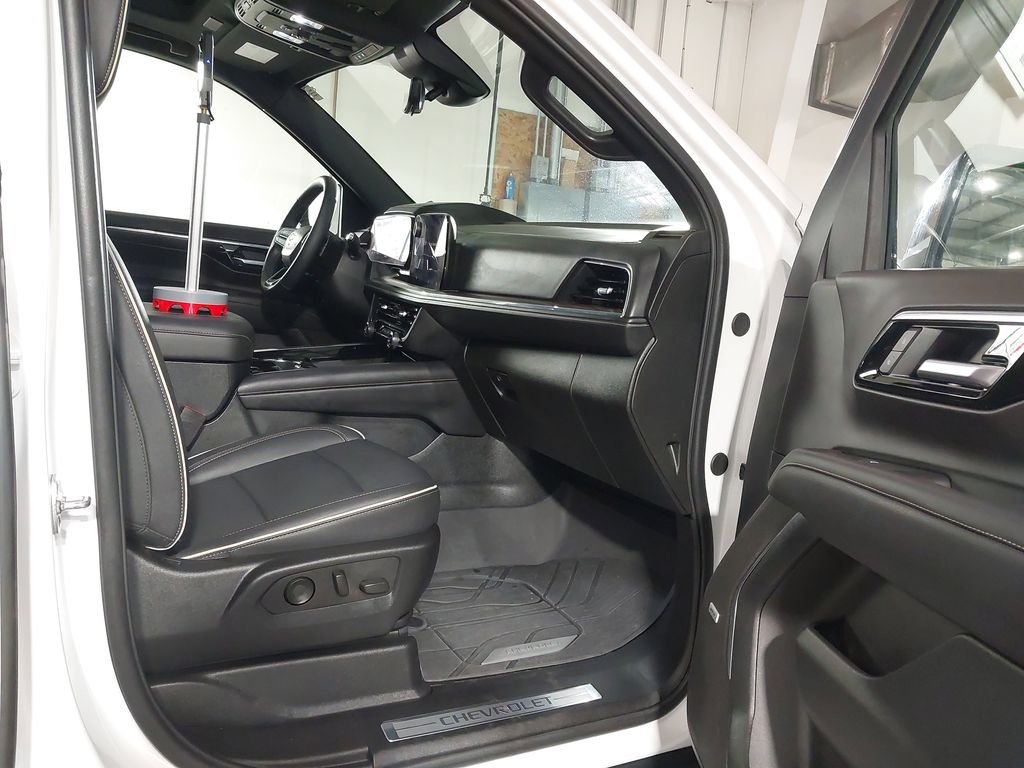 2025 Chevrolet Suburban