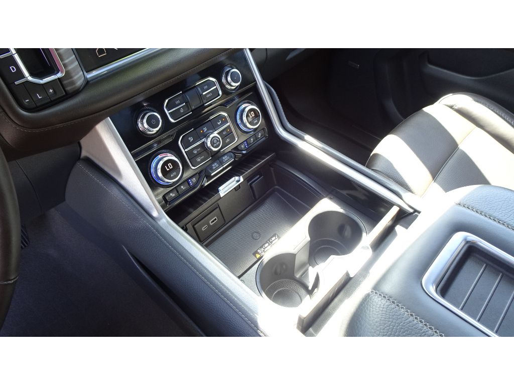 2024 GMC Yukon XL