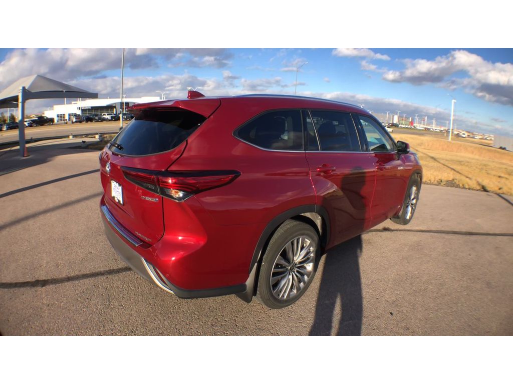 2021 Toyota Highlander Hybrid