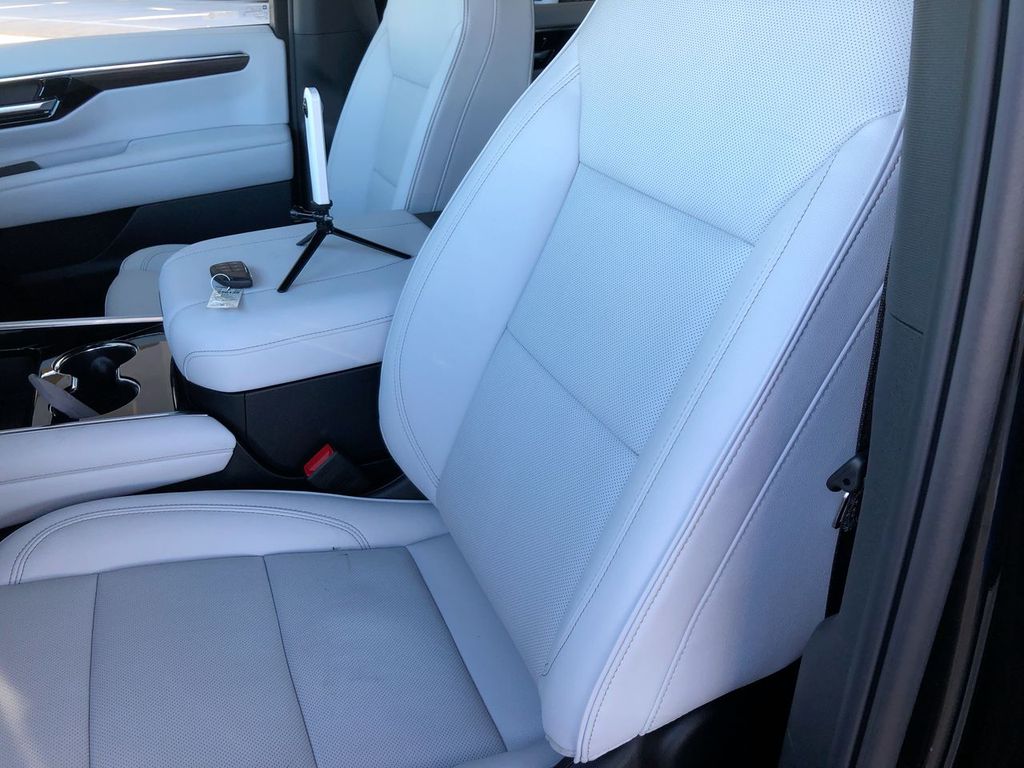 2025 Chevrolet Suburban