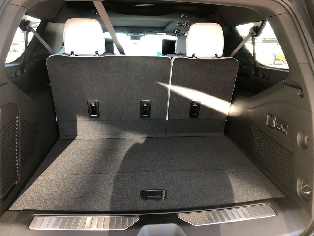 2025 Chevrolet Suburban