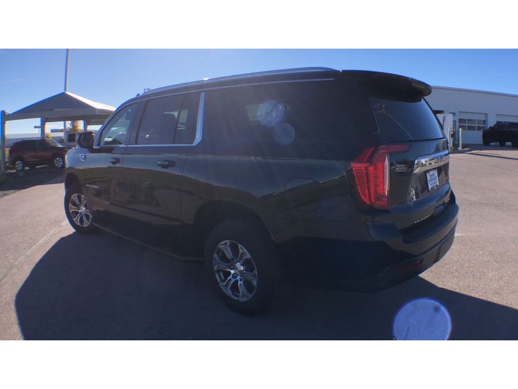 2023 GMC Yukon XL