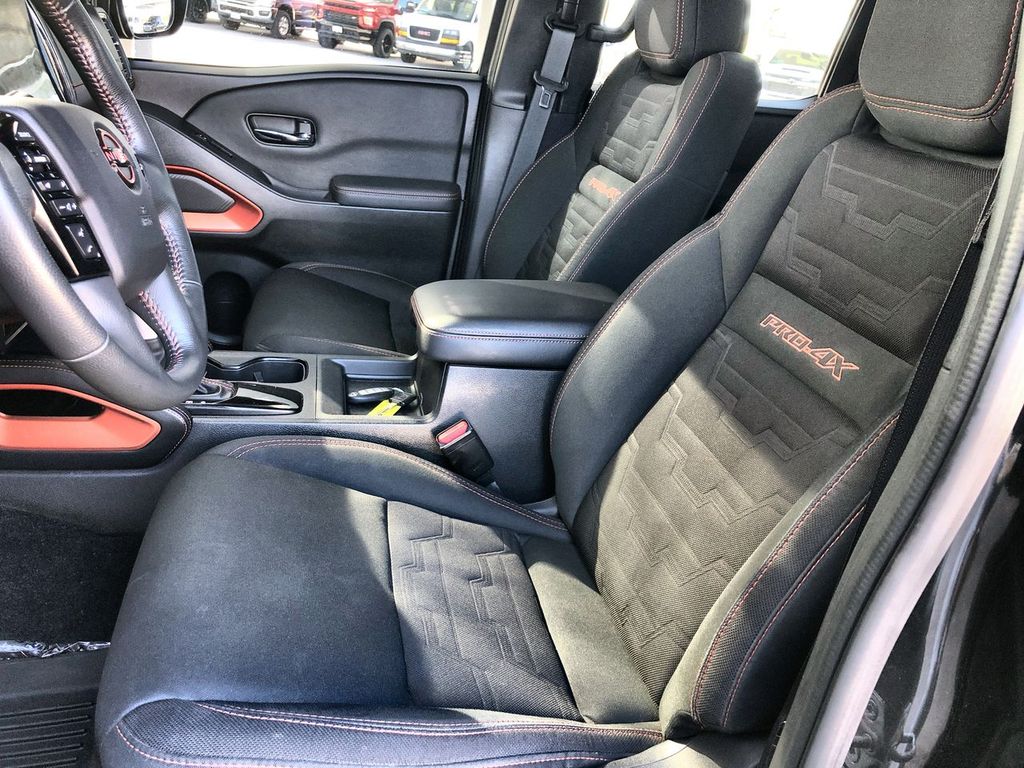 2022 Nissan Frontier