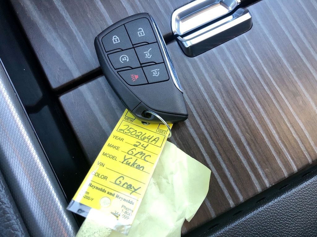 2024 GMC Yukon XL
