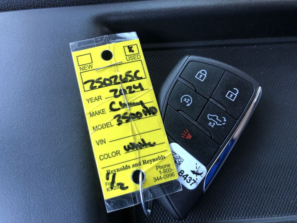 2024 Chevrolet Silverado 3500