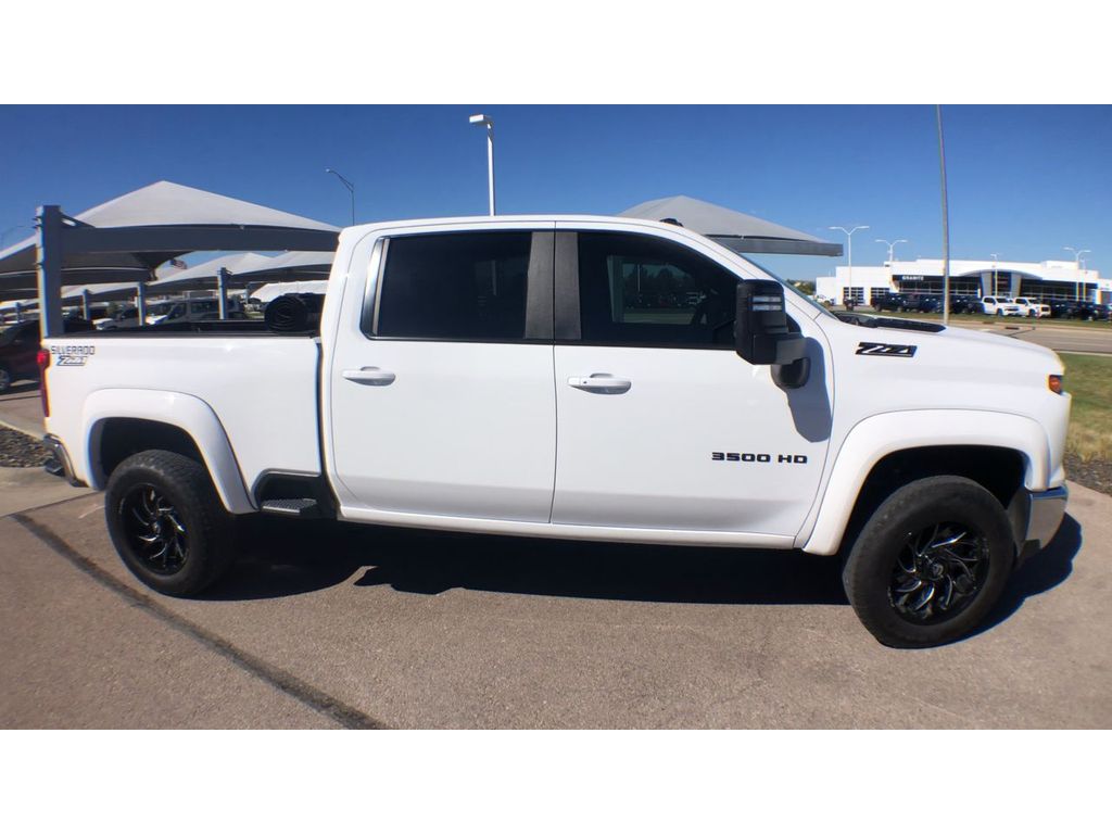 2024 Chevrolet Silverado 3500