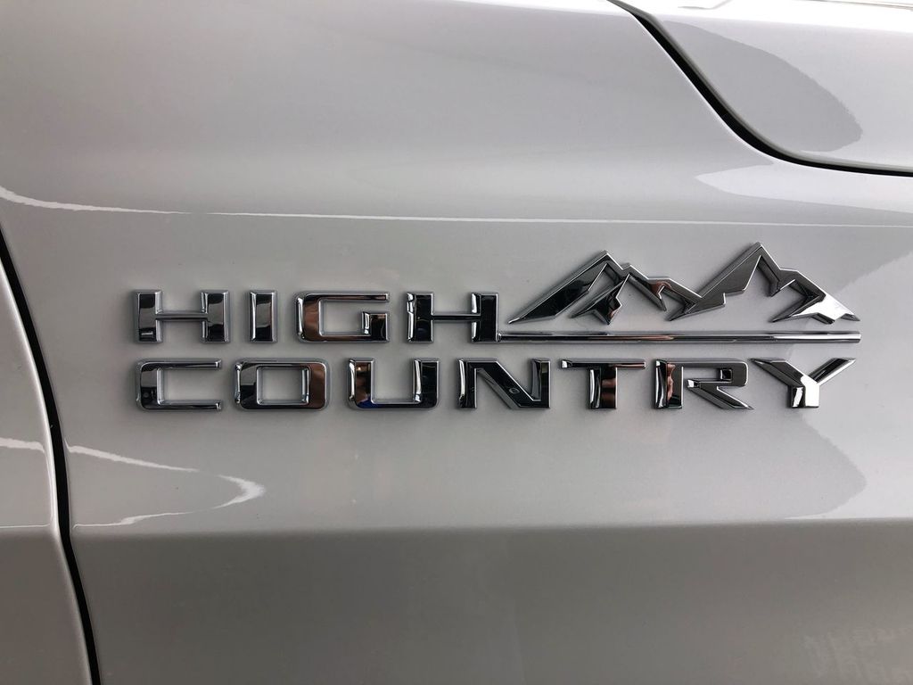 2025 Chevrolet Suburban