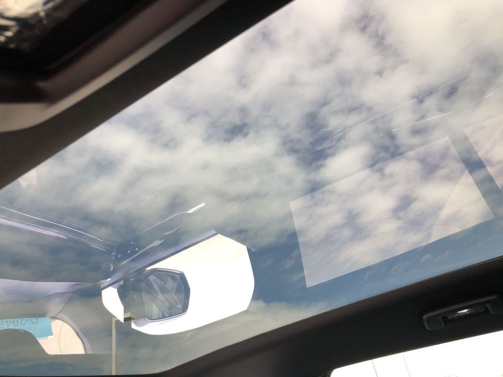 2025 Cadillac Escalade IQ