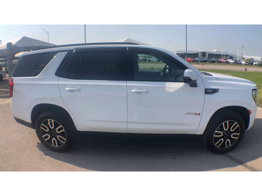 2022 GMC Yukon