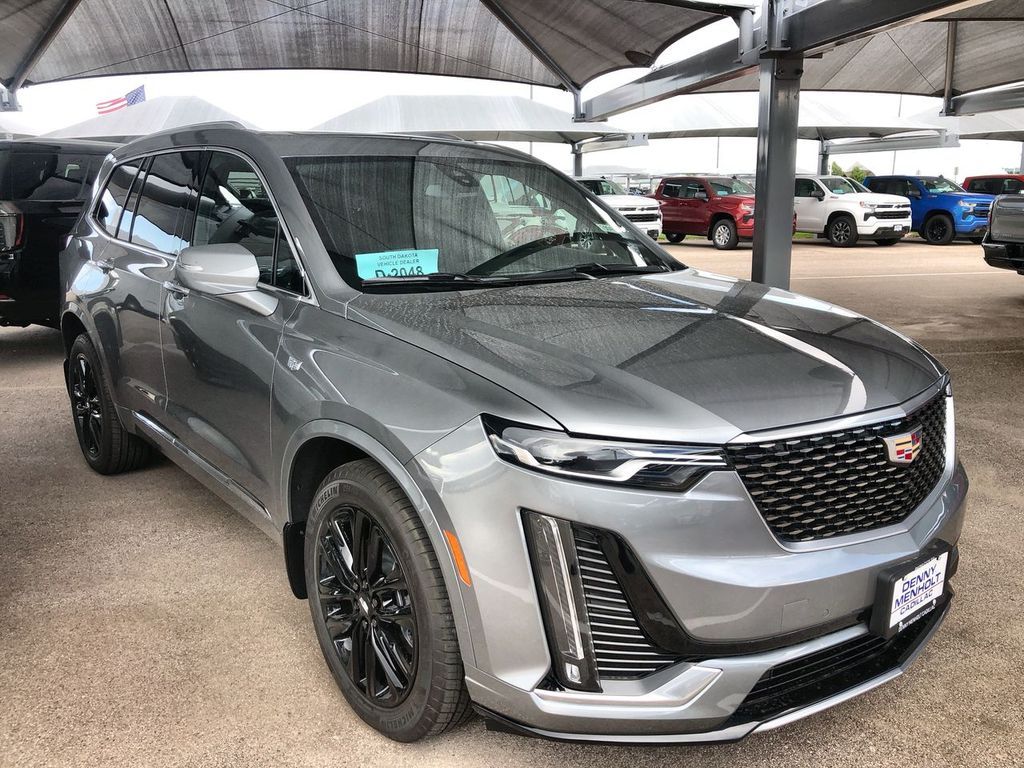 New 2025 Cadillac XT6  Luxury SUVs