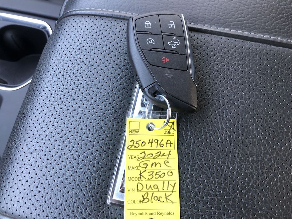 2024 GMC Sierra 3500