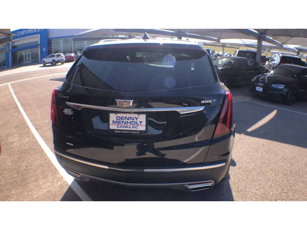 2025 Cadillac XT5