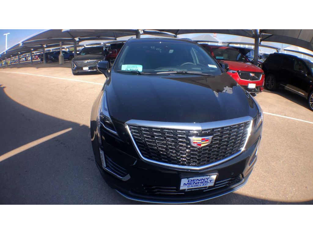 2025 Cadillac XT5