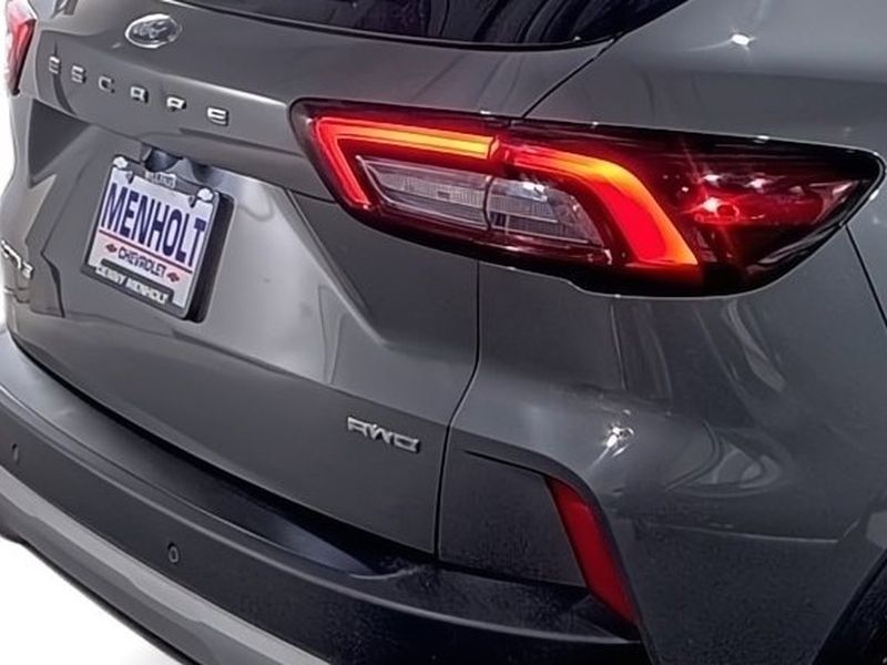 2025 Ford Escape