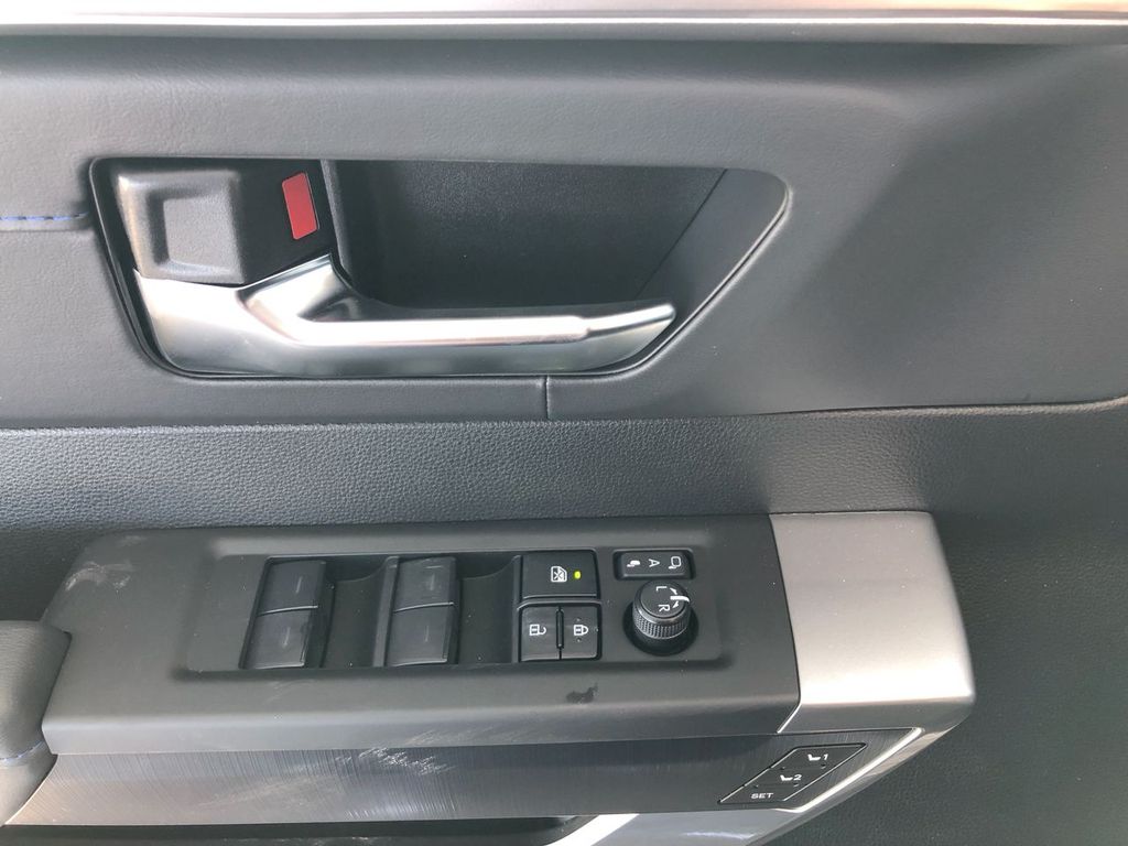 2025 Toyota Tundra Hybrid