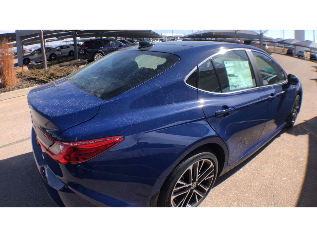 2025 Toyota Camry Hybrid