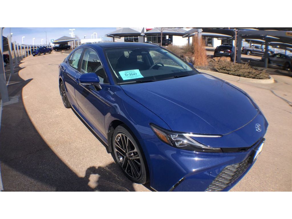 2025 Toyota Camry Hybrid