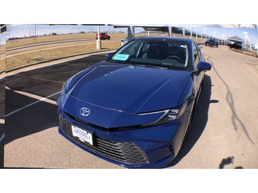 2025 Toyota Camry Hybrid